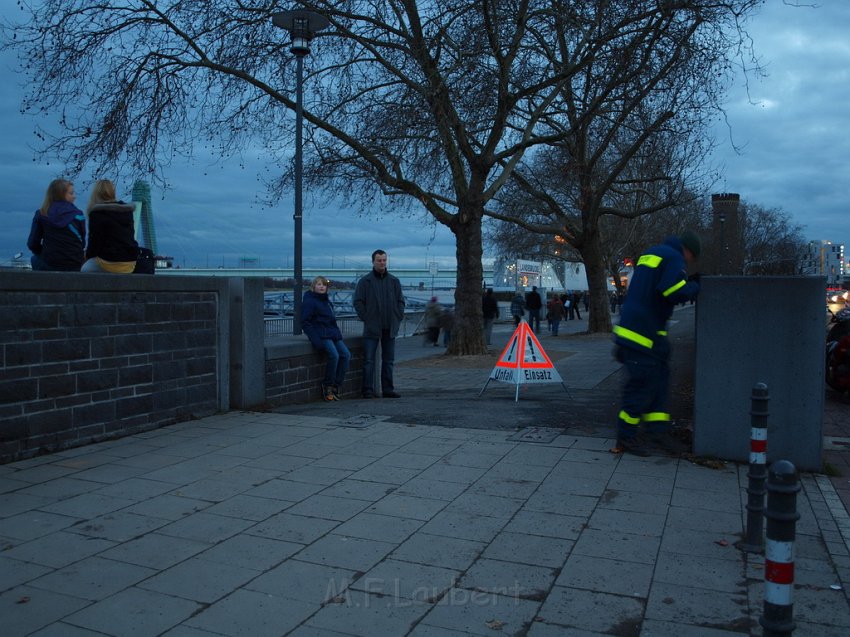 Hochwasser Koeln 2011 Tag 1 P053.JPG